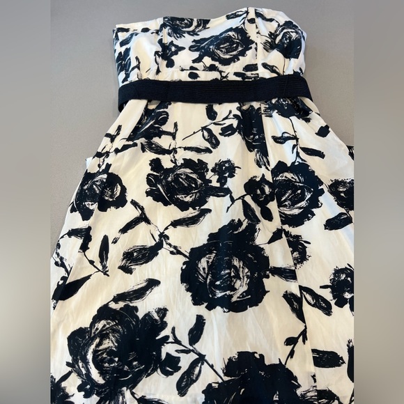 Loft Strapless dress with pockets - Picture 6 of 7